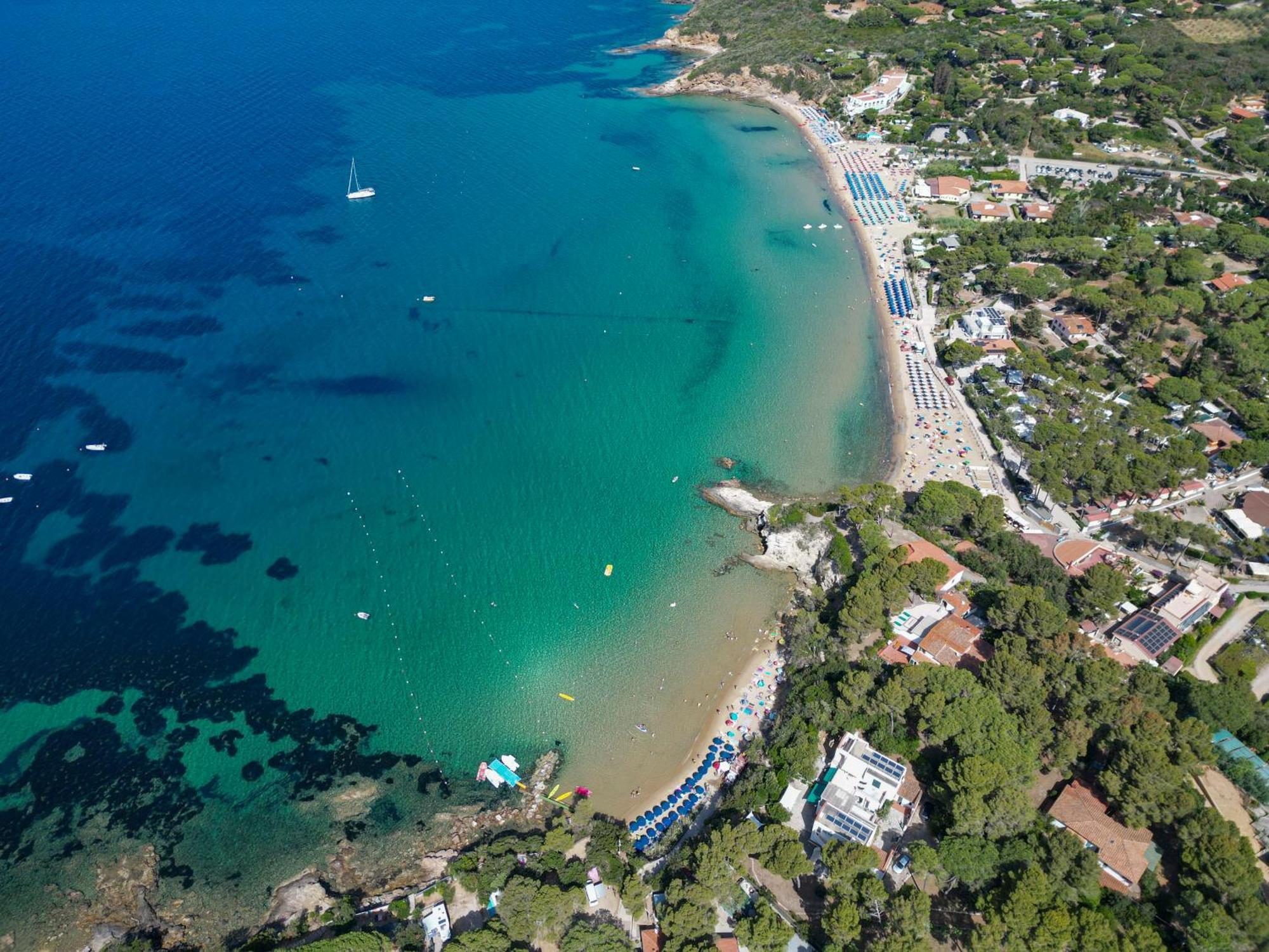 Camping Village Le Calanchiole Capoliveri  Dış mekan fotoğraf